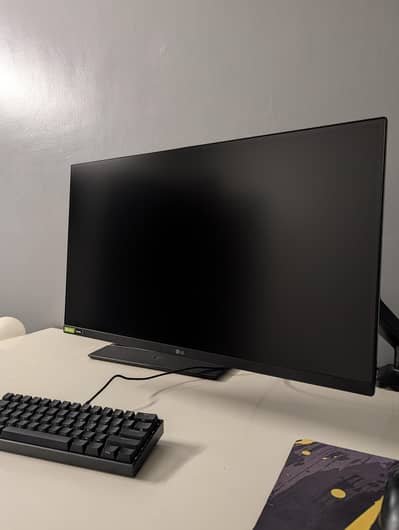 Lg 27GP850-B Gaming Monitor in Karachi