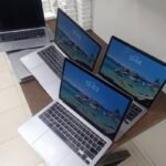 MACBOOK AIR 13 INCH 2020 8GB RAM 256GB. SSD BEST EVER PRICE 120K in Lahore